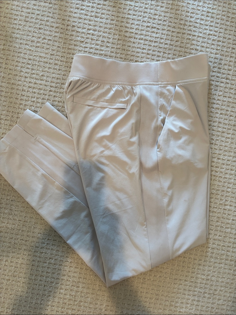 Athleta Cream Cropped Pull-On Ankle Pants with Rib Waistband